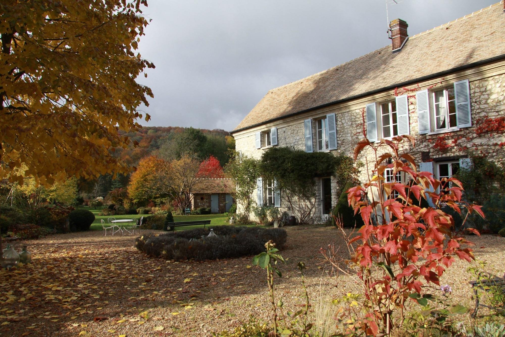 The Gardens of the Alder - Bed and Breakfast near Giverny, Chambre d'Hôtes à Fontaine-sous-Jouy