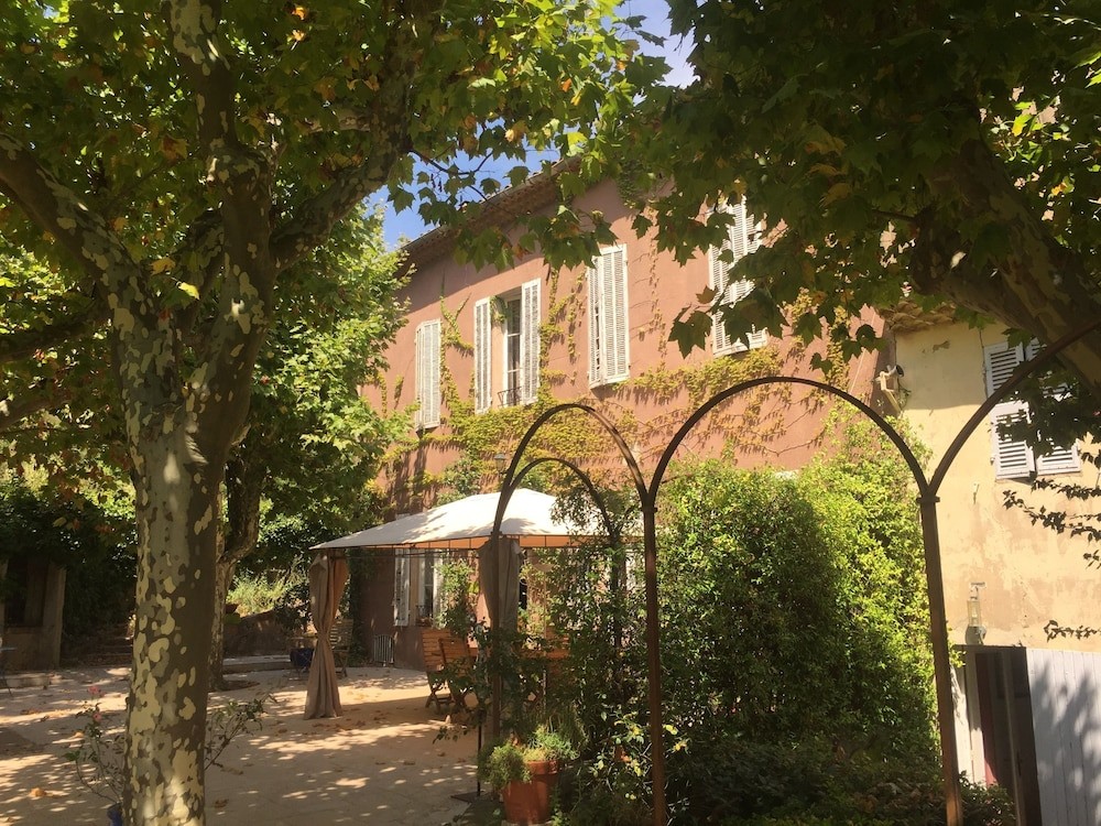 La Feraude, Chambre d'Hôtes à Gardanne