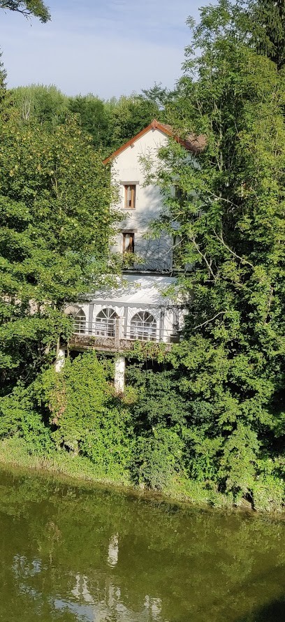 Chez Yvonne, Maison d'Hôtes à Châtillon