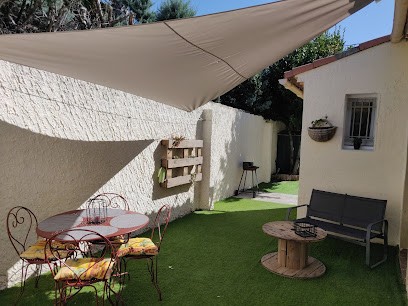 La maisonnette de Saint-Chamas, Location de Vacances à Saint-Chamas