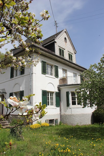 Au Vieux Tilleul, chambre d'hôtes, table d'hôtes, séjour bien-être, Chambre d'Hôtes à Soultzeren