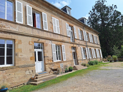 Villa-Aux-Fleurs, Location De Vacances à Bourbon-l'Archambault