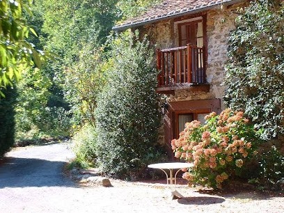 Holiday accommodation, Location de Vacances à Saint-Saud-Lacoussière