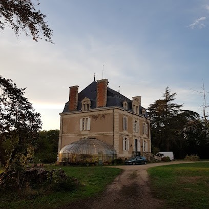 B&Brissac, Maison De Maître Sur Domaine Boisé, Chambre d'Hôtes à Brissac Loire Aubance