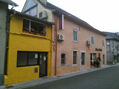 Chez Michel chambres d’hôtes, Chambre d'Hôtes à Bedous