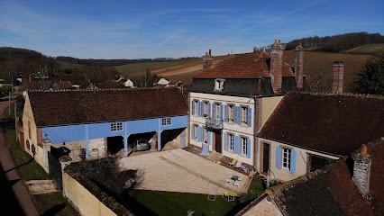 Le petit Manoir d'Othe, Chambre d'Hôtes à Chailley