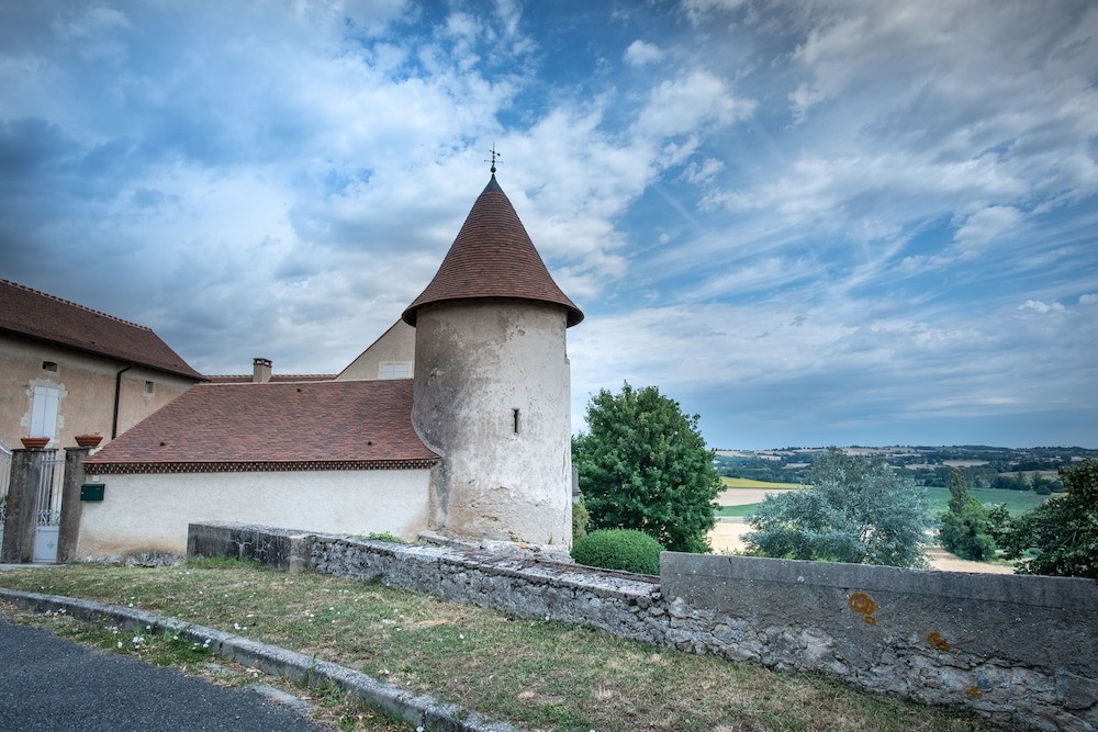 Le Feneau, Chambre d'Hôtes à Creuzier-le-Neuf