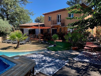 Bastide de Sire Marin, Location de Vacances à Mimet