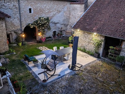 Le P’tit Relai : Chambres D'hôtes, Bed & Breakfast, Chambre d'Hôtes à Montbozon