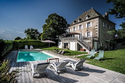 The Residence Eclache, Location de Vacances à Prondines