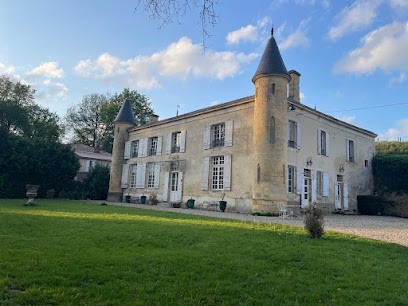 Château La Ronde, Chambre d'Hôtes au Tourne