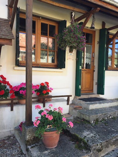 CHAMBRES D' HOTES LA LISON, Chambre d'Hôtes à Tintry