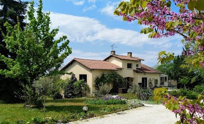 Maison Les Fraysses Chambres d'hôtes, Cahors, Vallée du Lot, Chambre d'Hôtes à Bellefont-La Rauze
