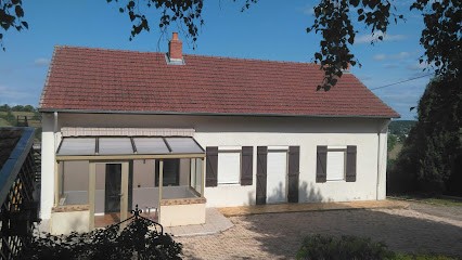 Maison D'Hôtes - A L'Ombre Du Tilleul, Maison d'Hôtes à Saint-Vallier