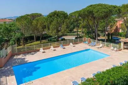 Oasis Des Grands Pins, Location De Vacances à Saint-Raphaël