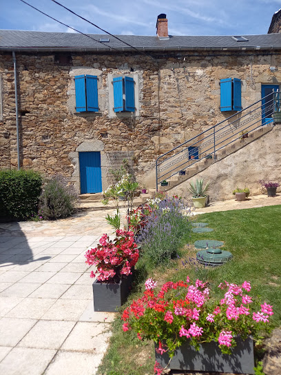 Gîte Marie Claude, Location De Vacances à la Salvetat-Peyralès