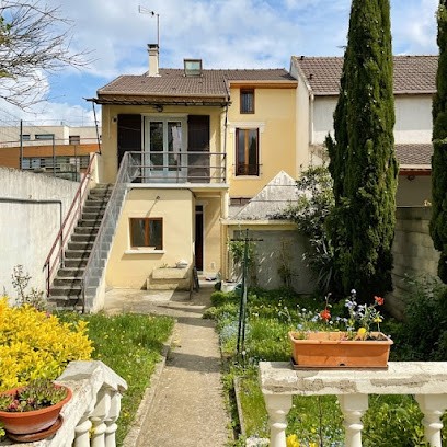 파리뽀뿌리민박, Maison d'Hôtes à Villejuif