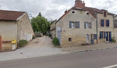 A 2 pas de la plage, Location de Vacances à Grosbois-en-Montagne