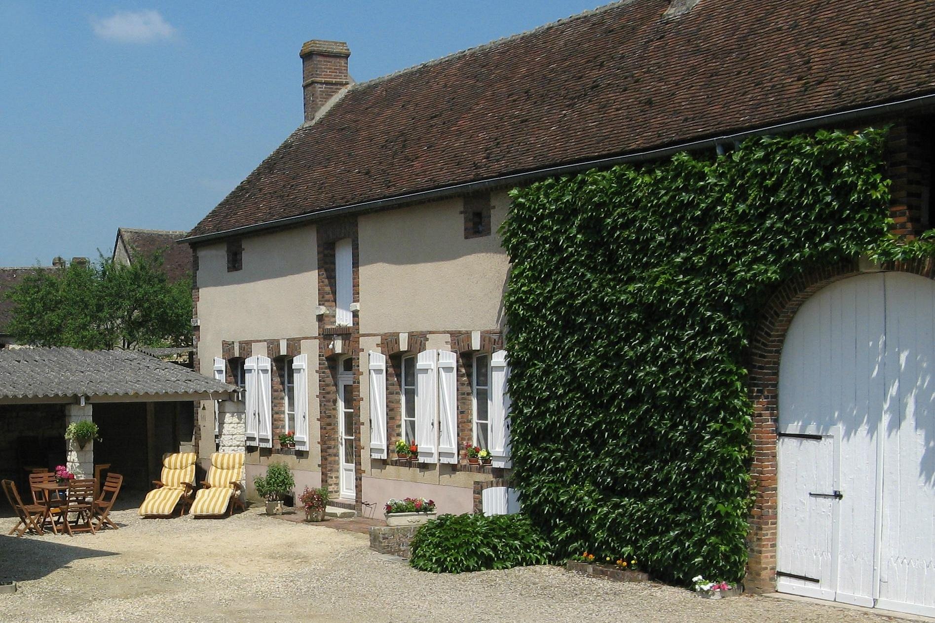 Chambres d'hôtes : Les Portes Blanches du Gros Mont, Chambre d'Hôtes à Senan