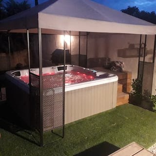 La Chambre Du Bonheur, Chambre d'Hôtes à Clarensac