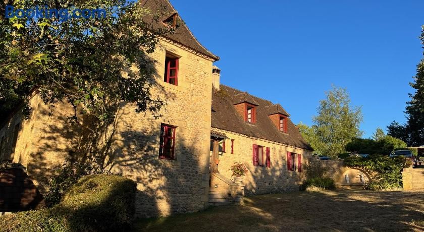 ROQUEBRUNE DESMOULIN, Location de Vacances à Val de Louyre et Caudeau