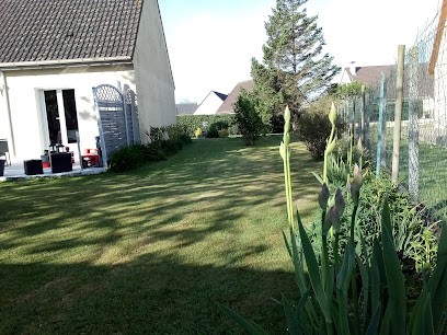 Chez Sylviane Et Olivier, Chambre d'Hôtes à Étalondes