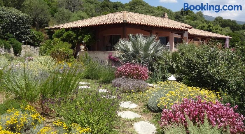 Villa Vetricella Corse Sud, Chambre d'Hôtes à Olmeto