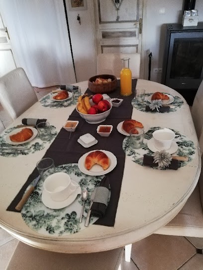 au champ des 4 saisons, Chambre d'Hôtes à Saint-Marcelin-de-Cray