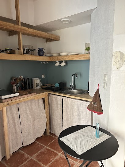 Gîte - La Maisonnette:l'écrin du bonheur-Lacapelle-Marival, Location de Vacances à Lacapelle-Marival