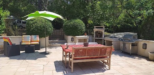 Domaine EAGLELAND, Location de Vacances à Villecroze