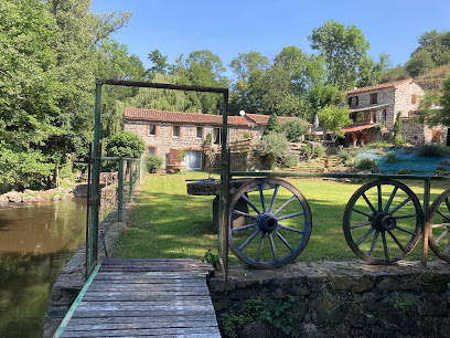 Moulin De La Redonde, Chambre D'hôtes à Saint-Ilpize