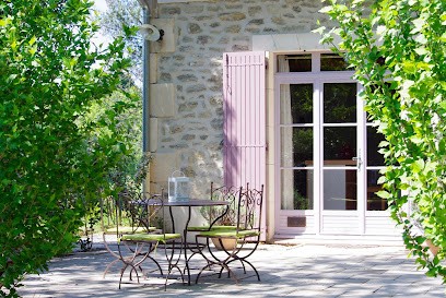 Le Mas Des Platanes, Chambre d'Hôtes à Cabannes