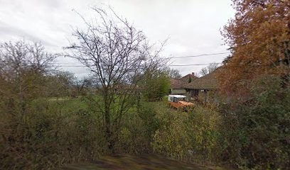 La petite maison, Chambre d'Hôtes à Sempesserre