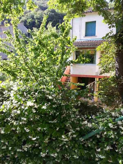 Coté-rivière Locations De Vacances Cevennes 34 Hérault: Meublés 5 & 11 Personnes, Location de Vacances à Gorniès