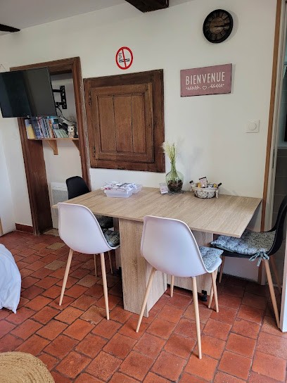 Gite Bienvenue du côté de chez nous, Location de Vacances à Féron