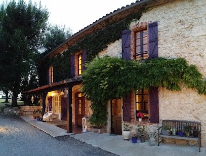 Sur Mon Chemin Maison Et Table D'hôtes. Lieu De Ressourcement, Maison d'Hôtes à Cahuzac-sur-Vère
