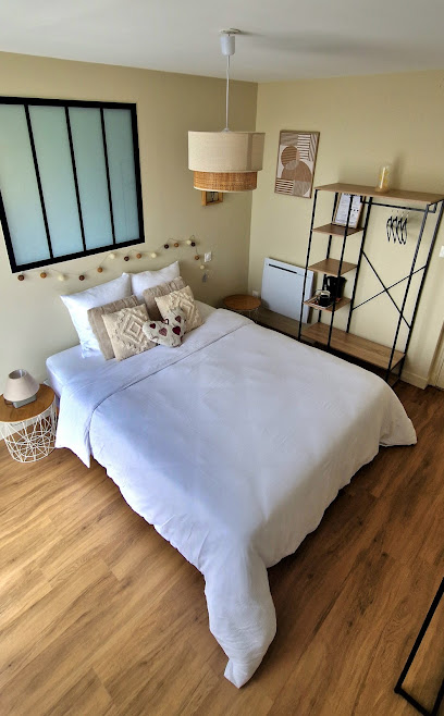 Chambre D'hotes Du Caylou Réalmont, Chambre D'hôtes à Réalmont