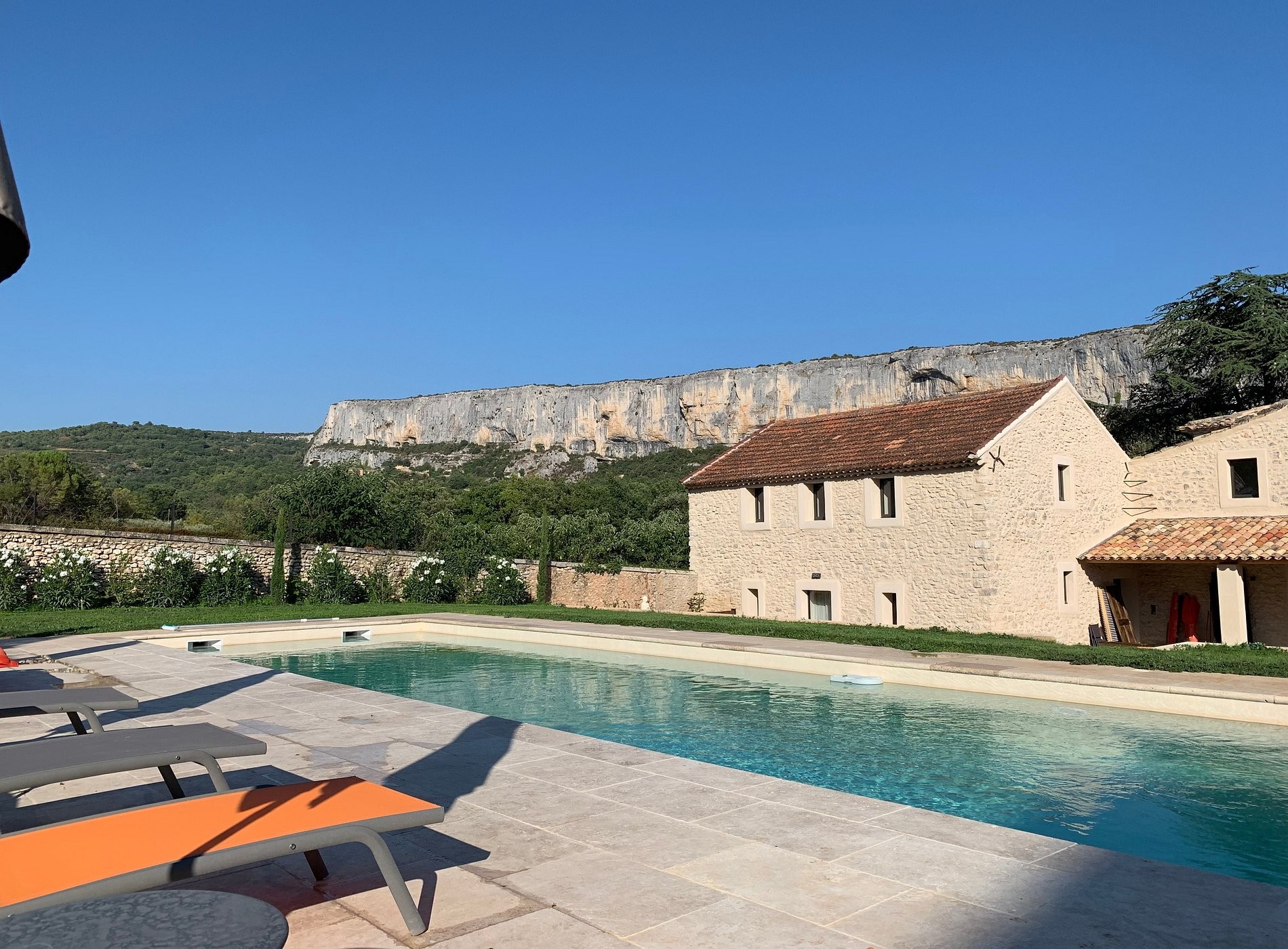 Le Mas Aux Cèdres, Teritoria, Maison d'Hôtes à Lioux