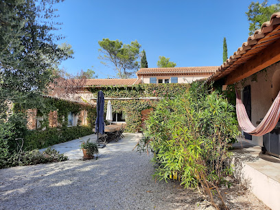 La Salamandre En Provence, Chambre D'hôtes à Saint-Paul-en-Forêt