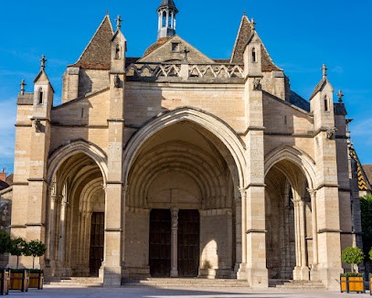 La Cuverie du Chateau, Chambre d'Hôtes à Corcelles-les-Arts