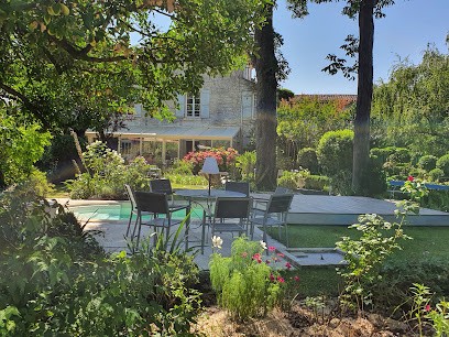 CHAMBRE D'HÔTES A L'OMBRE DES MARRONNIERS, Chambre d'Hôtes à Fontenay-le-Comte