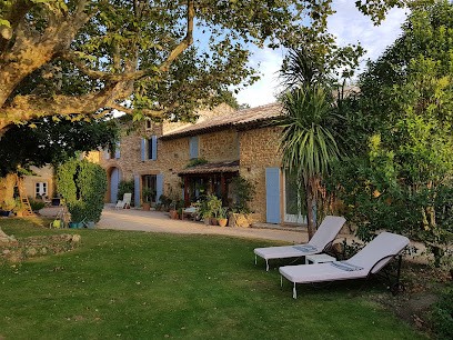 Mas Du Clos De L'Escarrat, Chambre d'Hôtes à Jonquières