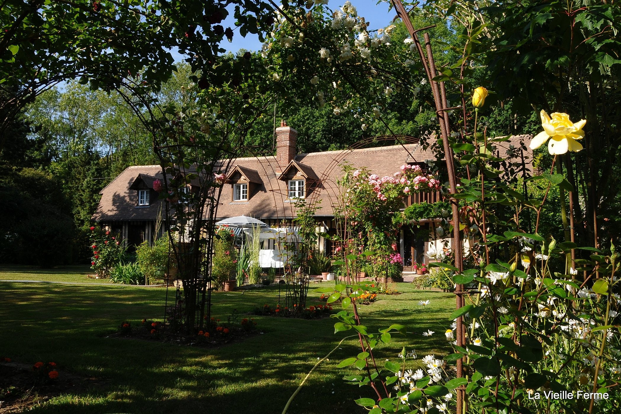 La Vieille Ferme - Bed and Breakfast in Normandy, Chambre d'Hôtes à Ingouville