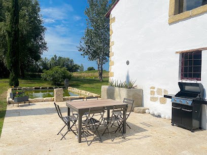 Mas des Eaux Claires, Location de Vacances à Saint-Gilles