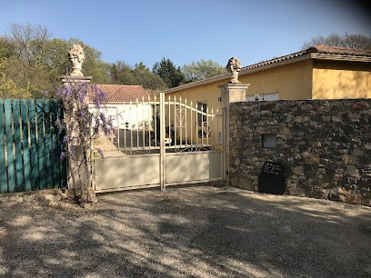 La Maison de Catherine et les Jardins de Thierry, Maison d'Hôtes à Sainte-Anastasie