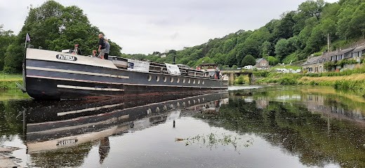 Chambres D'hôtes - Au Pied Du Pont, Chambre d'Hôtes à Châteauneuf-du-Faou