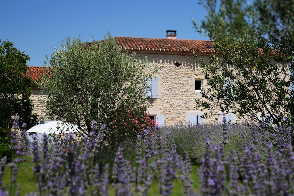 La Bastide, Chambre d'Hôtes à Lamillarié