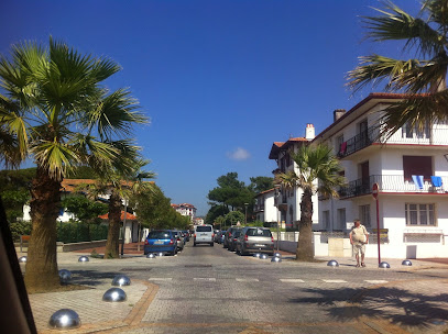 Résidence Les Oliviers, Location De Vacances à Hendaye
