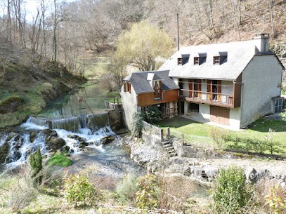 Le Moulin de Peyra, Location de Vacances à Fréchendets
