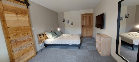 La Bicoque* by yummy, Chambre d'Hôtes à Villereversure